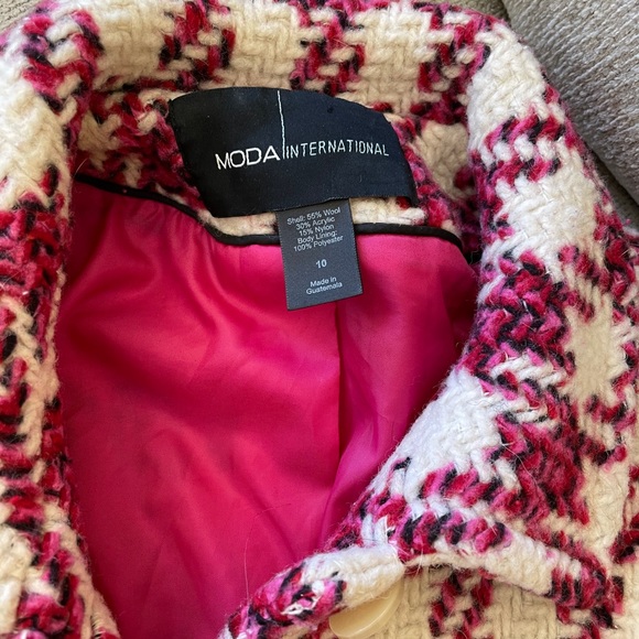 Moda International Jacket - Picture 2 of 3